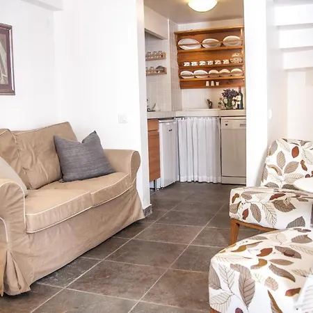 Aika Alaybey ボズカーダ